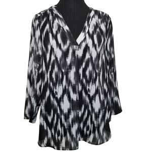 A.N.A. SEMI SHEER TUNIC TOP BLOUSE SZ SMALL  BLACK & WHITE 3/4 SLEEVES V-NECK